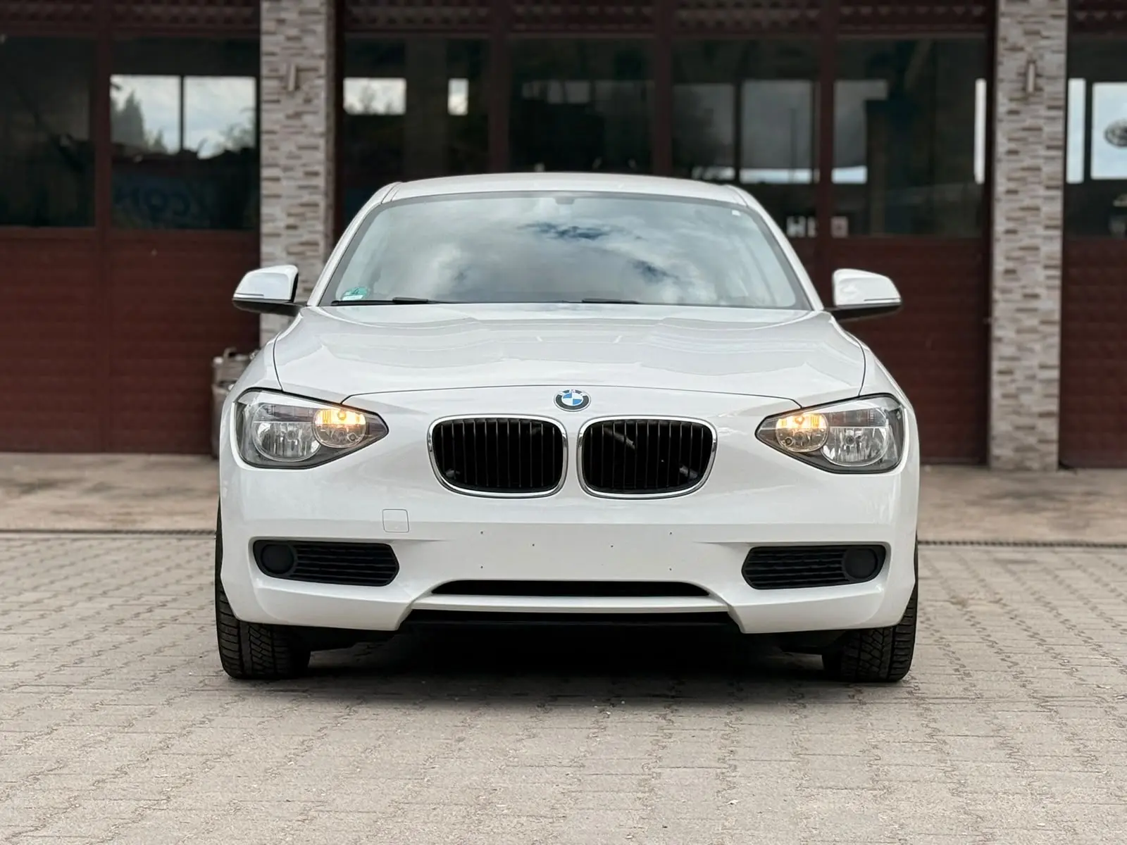 BMW 114i 2012 Зачуван !